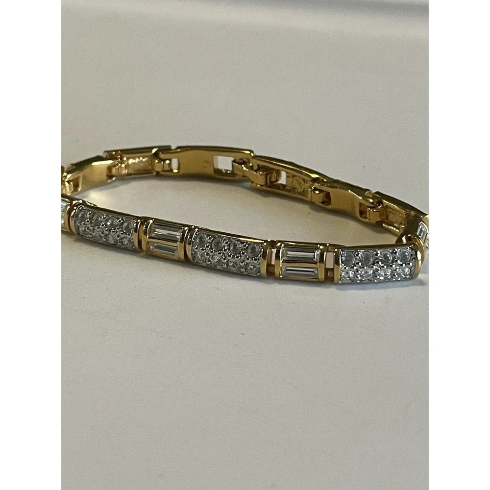 Authentic‎ Swarovski Gold Plated Tennis Bracelet Baguette Pave 8